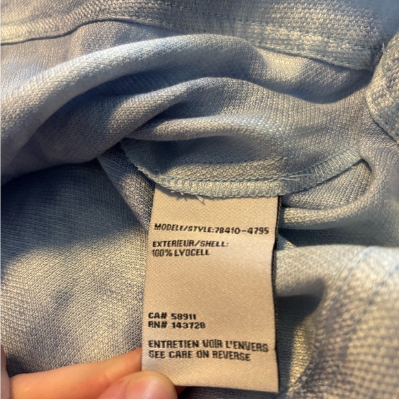 Button up jacket
Women’s size Large. - Picture 8 of 10